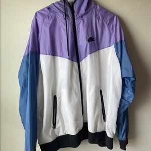 NIKE WINDBREAKER JACKET